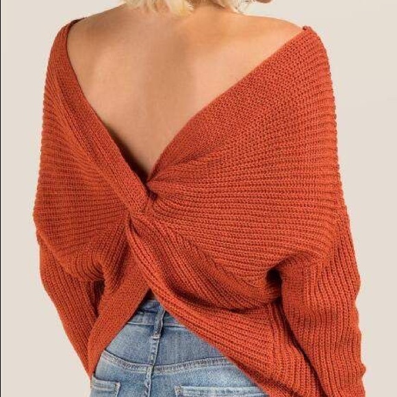 Francesca's Collections Sweaters - NWT Francesca’s Burnt Orange Twist Back Sweater